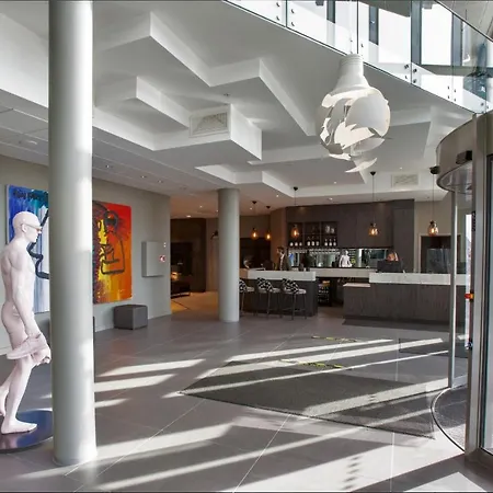 Scandic Syv Sostre فندق ساندنيسيون